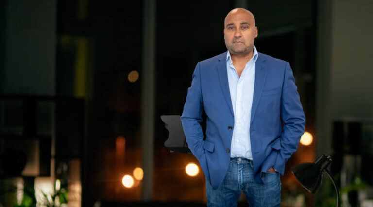 Exploring the AI Revolution in B2B Marketing: Reggie James Spotlighted in Tech Company News Magazine