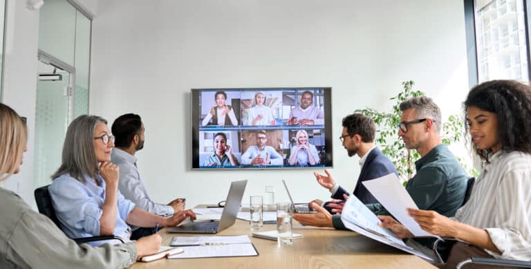 80% of workers dread work meetings, new research shows