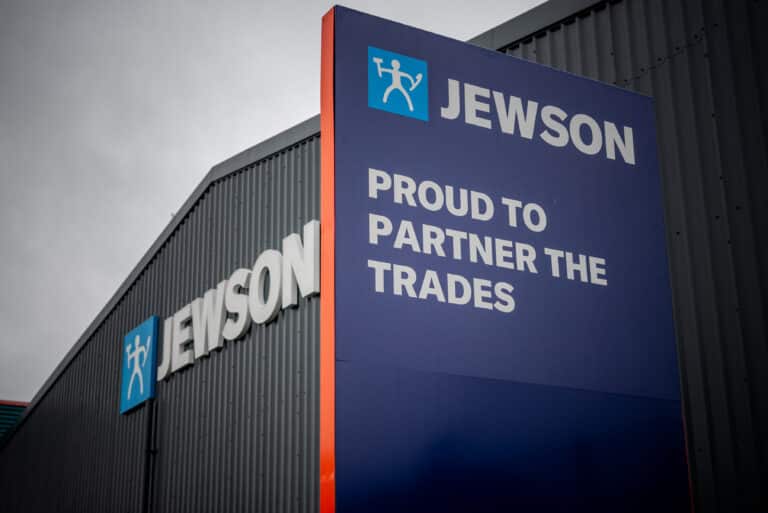 Jewson creates new jobs in Farnborough at ‘Branch of the Future’