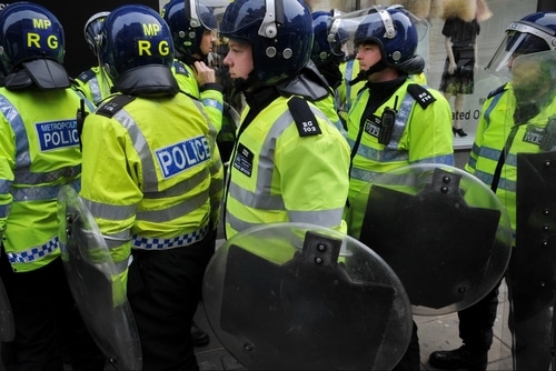 Met Police thank people for “community spirit” in calm protests